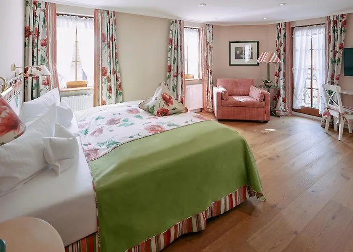 Romantik & Restaurant Hirsch Sonnenbühl